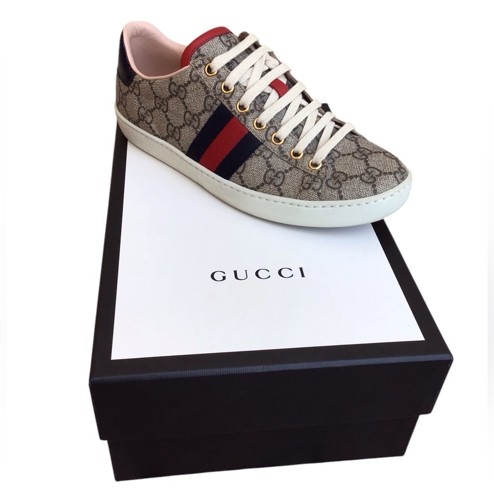 GUCCI Monogram Canvas Low Top Sneakers Size 37